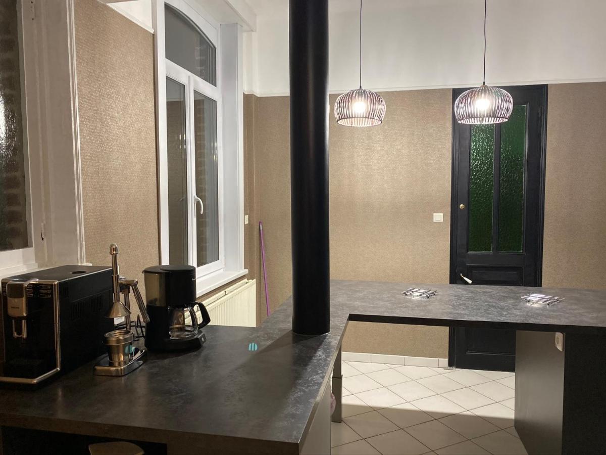 A La Villa Perroy Les Chambres Sont Spacieuses Et Les Petit-Dejeuners Offerts Dunkirk Eksteriør billede