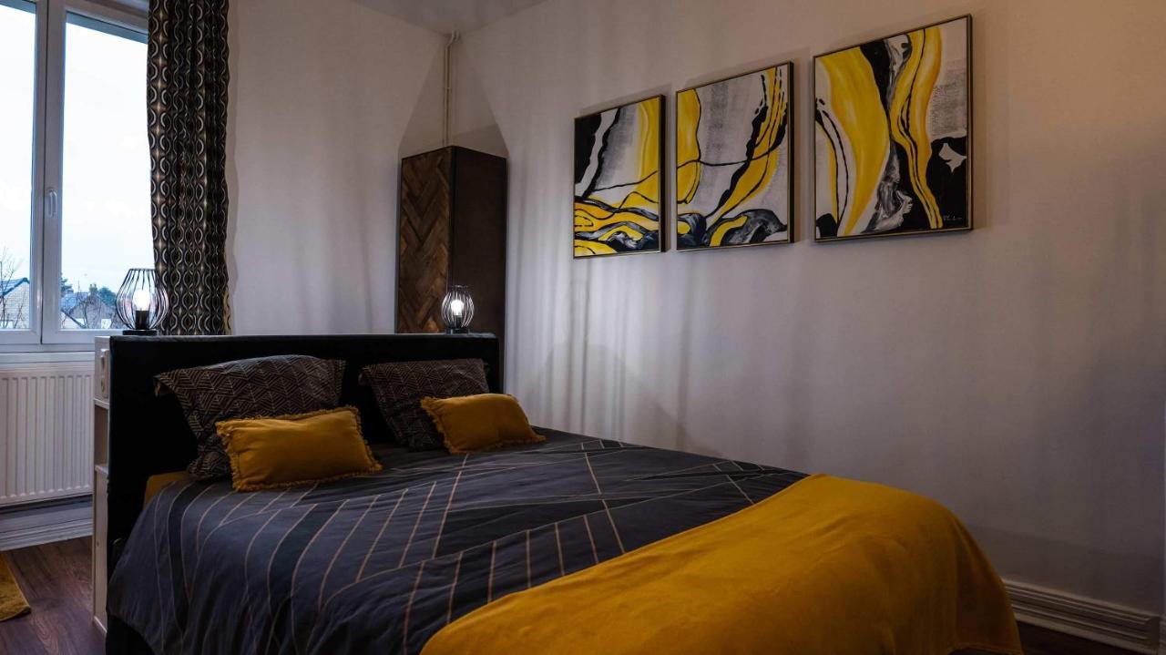 A La Villa Perroy Les Chambres Sont Spacieuses Et Les Petit-Dejeuners Offerts Dunkirk Eksteriør billede