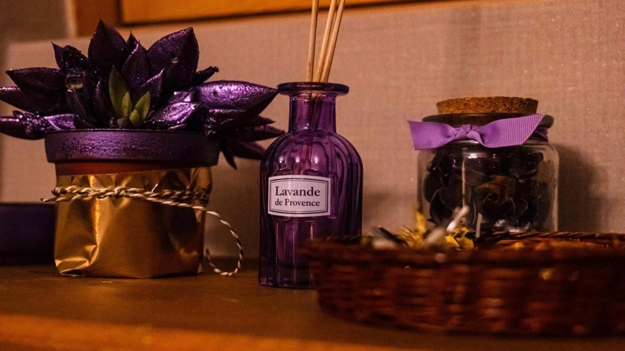 A La Villa Perroy Les Chambres Sont Spacieuses Et Les Petit-Dejeuners Offerts Dunkirk Eksteriør billede